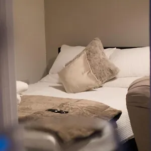 https://apt-1-bedroom-the-opal.cardiffhotelswales.com
